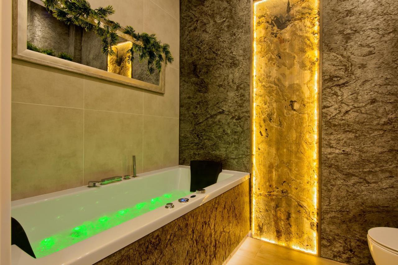 Silver Shine Jacuzzi クラクフ エクステリア 写真